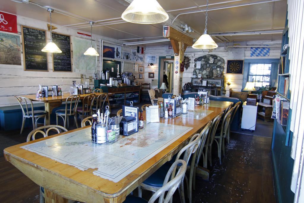 Talkeetna Roadhouse Hotel Exterior photo